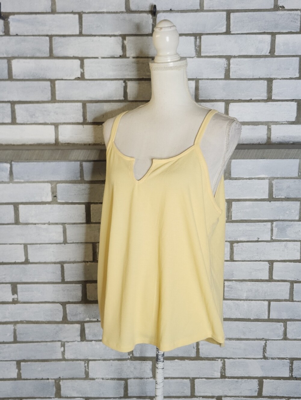 • NWOT Athleta Wind Down Sleep Cami Waffle Knit Yellow Lounge Tank Top Size M
